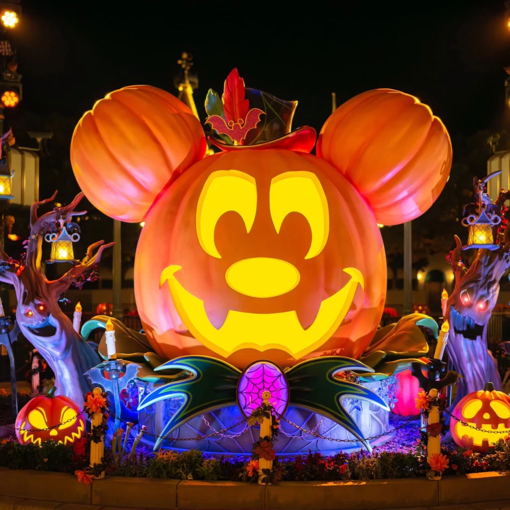 Halloween 2024 Events - Universal Studios Japan, The Conjuring Universe Tour, Ocean Park, Universal Studios Singapore, Hong Kong Disneyland